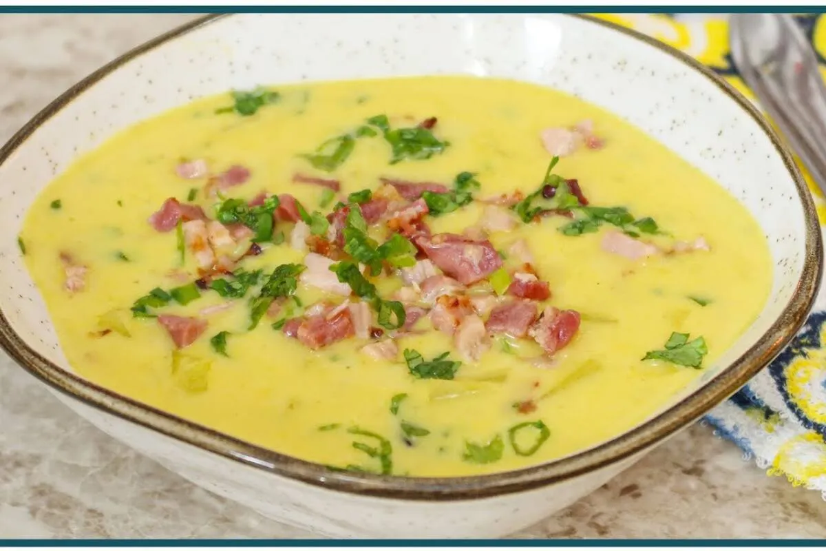 Caldo de batata com bacon: cremoso e super saboroso para a hora do jantar
