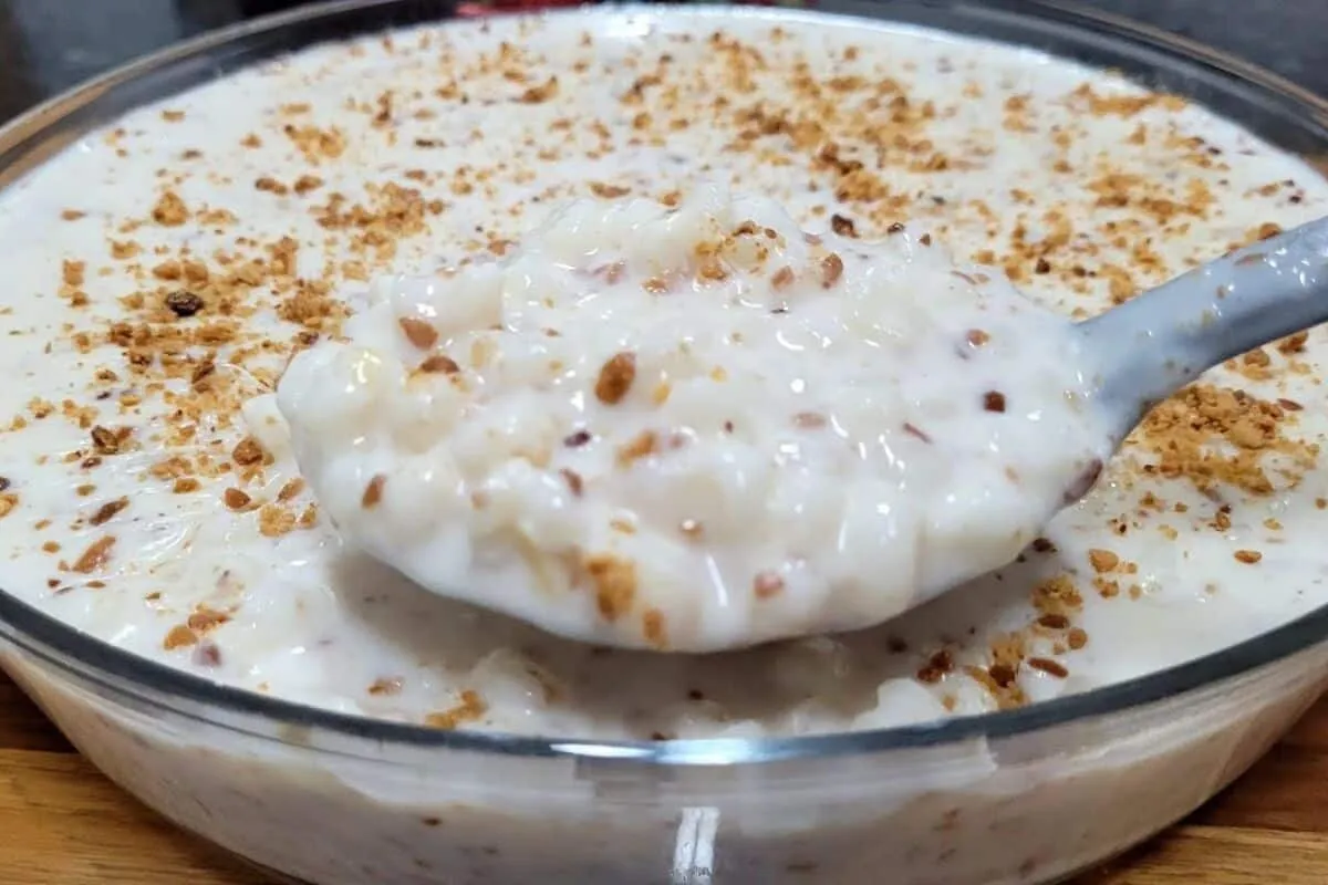 Canjica 4 leites: uma sobremesa muito cremosa com amendoim, que é totalmente irresistível
