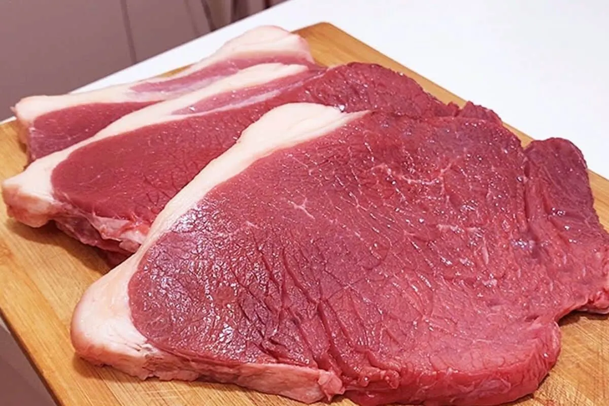 Carne assada sem churrasqueira: veja como preparar uma carne macia e saborosa direto no seu fogão