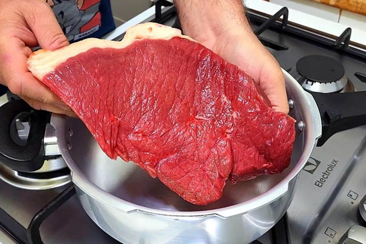 Carne de restaurante: o segredo profissional para preparar uma carne suculenta e saborosa