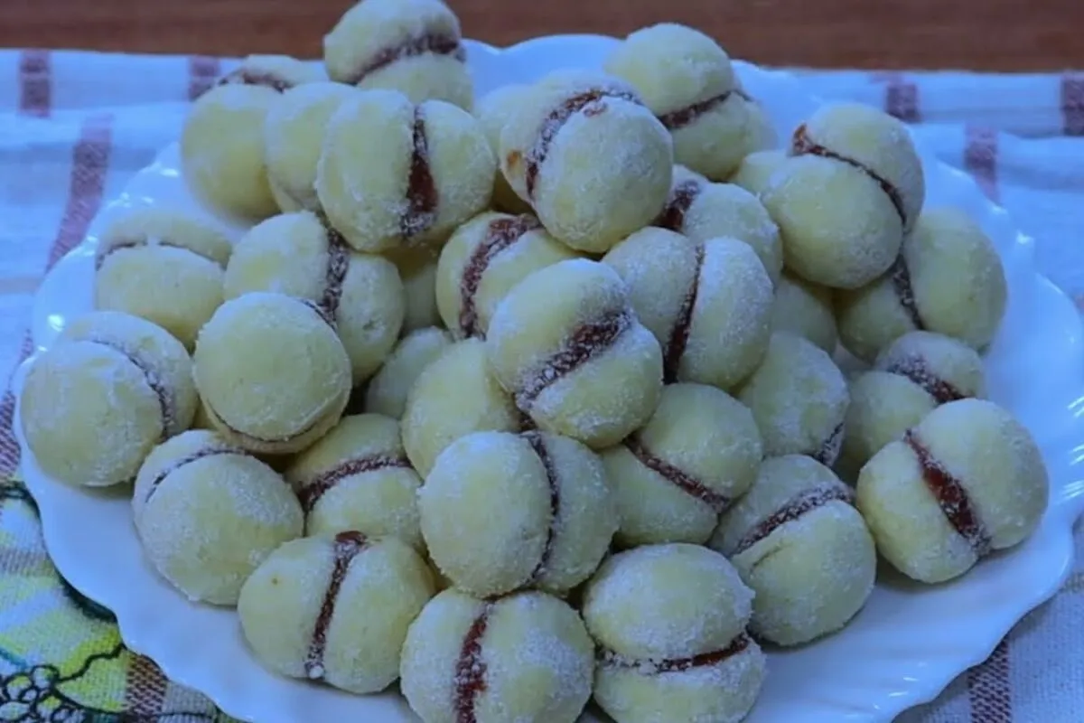 Casadinho com goiabada, um biscoito amanteigado da vovó que derrete na boca