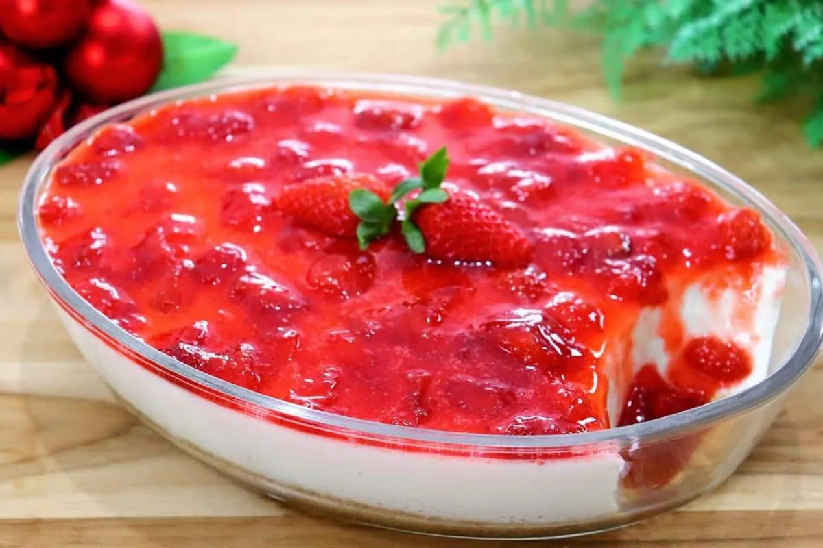 Cheescake de travessa mais fácil e delicioso do mundo, uma sobremesa linda e saborosa