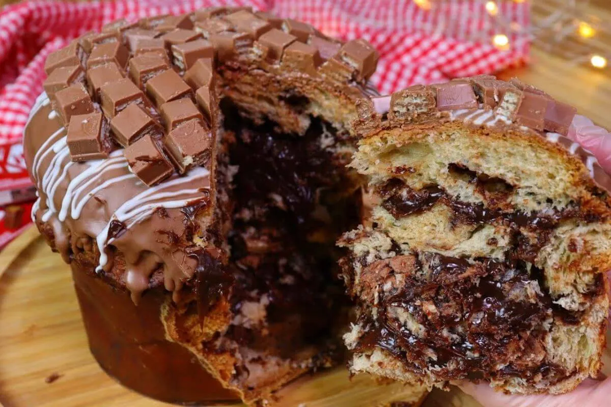 Chocotone de brigadeiro e Kit Kat não dá para comer um pedaço e você precisar aprender hoje