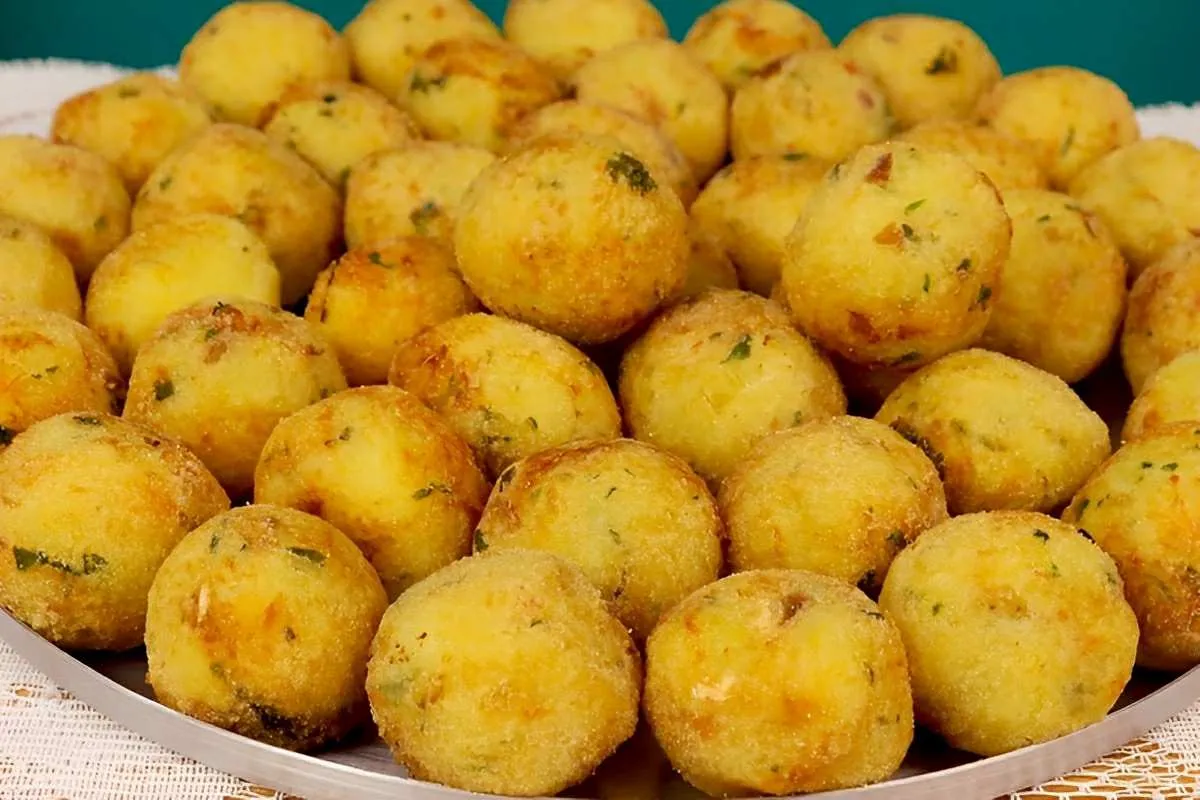 Com essa receita fiz 2 quilos de bolinho de bacalhau usando apenas 600 gramas de bacalhau