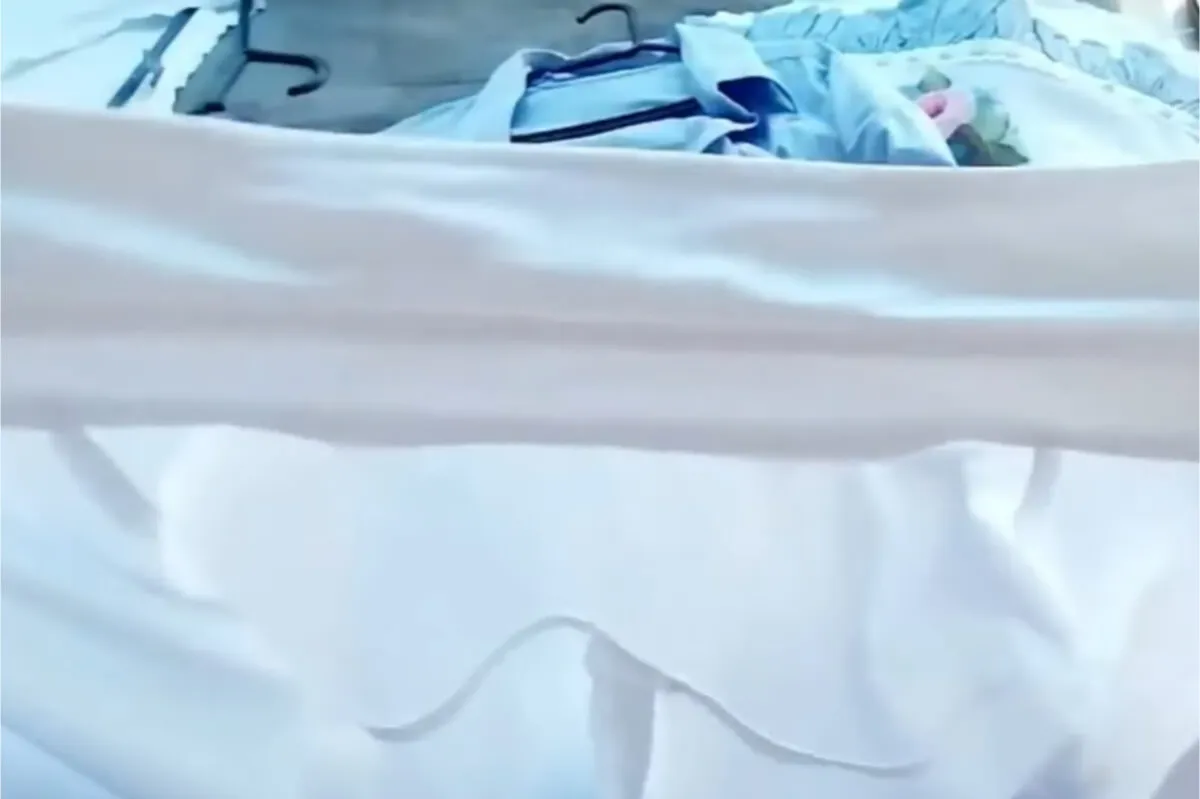 Como branquear roupa suja e encardida: só precisa deixar de molho por 4 horas