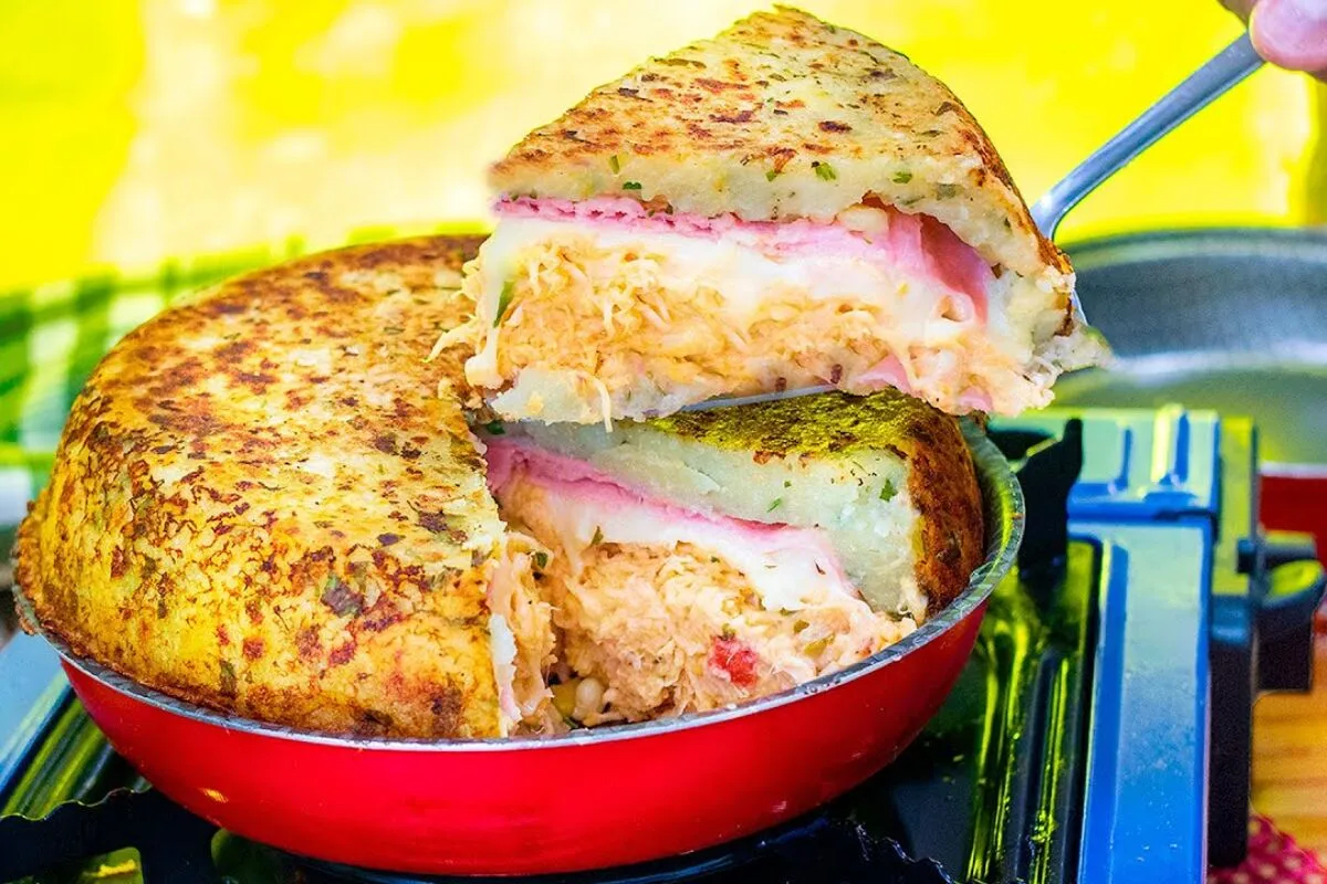 Como fazer batata recheada na frigideira: aprenda uma dica infalível para preparar essa refeição rápida e muito gostosa