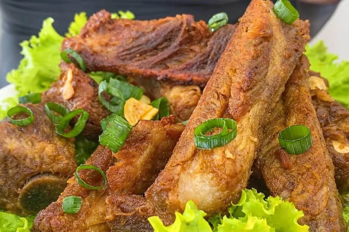 Como fazer costelinha de porco frita: sequinha e saborosa com um segredo que não te contaram