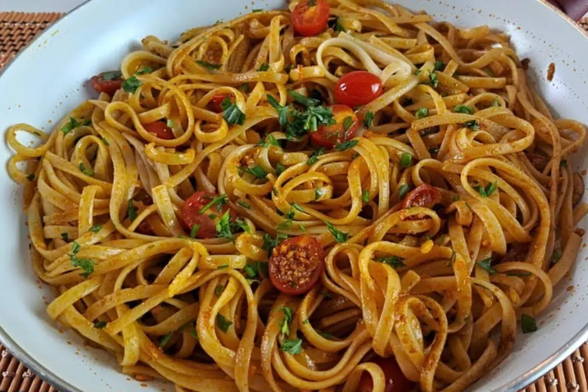 Como fazer macarrão alho e óleo especial e bem temperadinho para o seu almoço