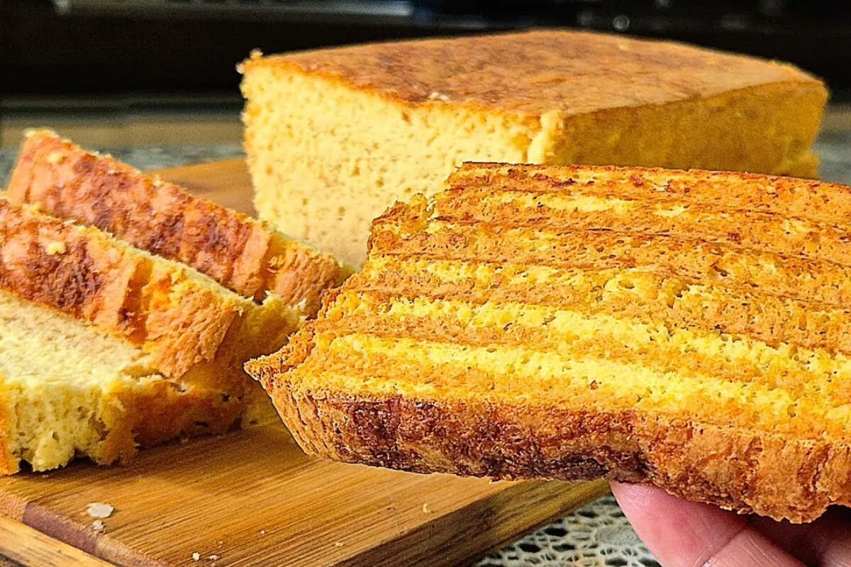 Como fazer pão caseiro proteico para um café mais saudável e nutritivo