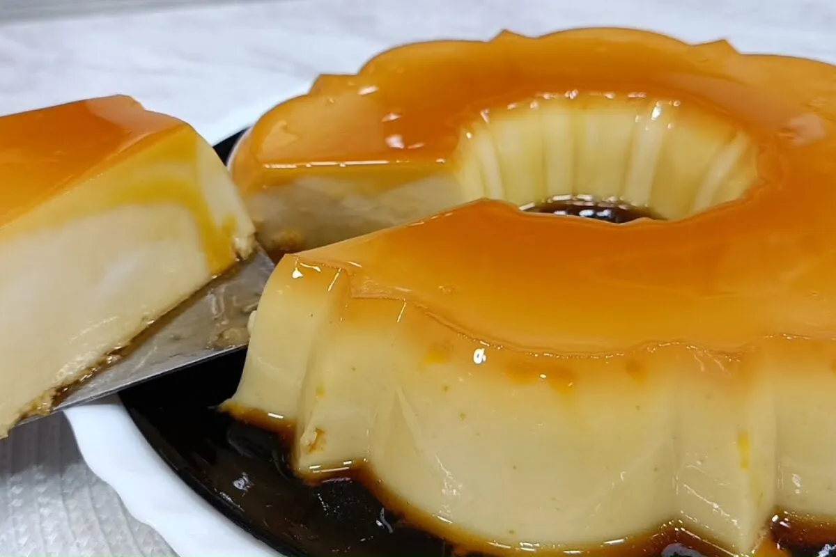 Como fazer pudim sem ovo e que não precisa de ir ao forno, a sobremesa perfeita para economizar tempo