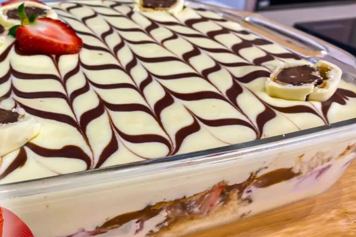 Como fazer sobremesa com morango, chocolate e leite ninho sem forno e sem qualquer complicação