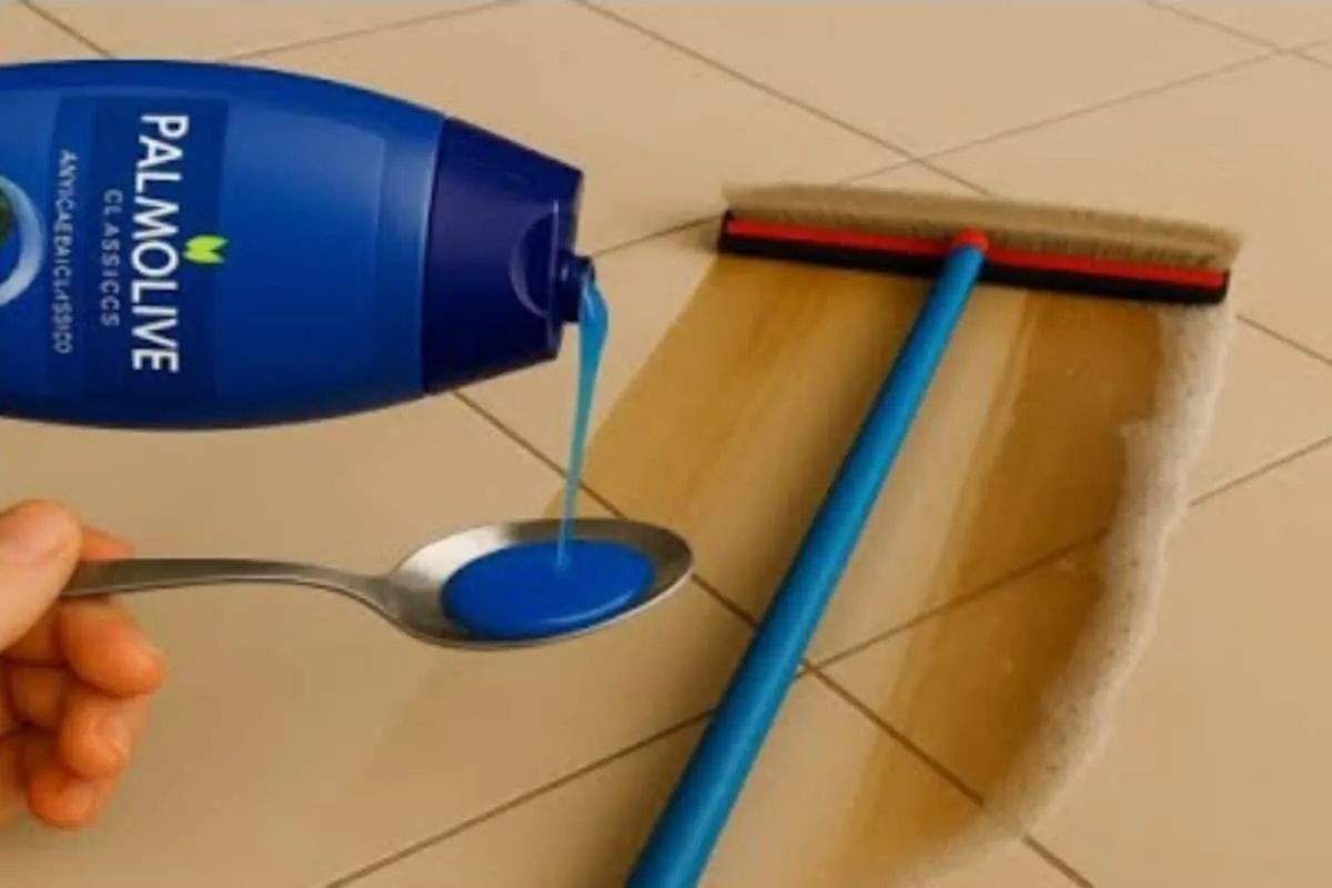 Como limpar piso encardido de forma simples: remove toda sujeira grudada e deixa o chão brilhando como novo