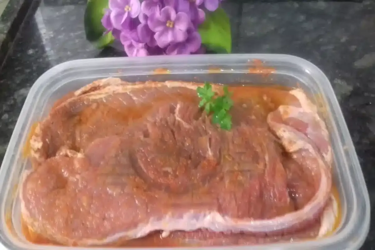 Como temperar bife para ficar macio e suculento na hora de preparar seu almoço
