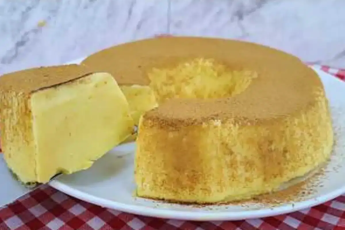Curau de corte feito com milho de latinha super cremoso para servir como sobremesa na sua ceia de Natal