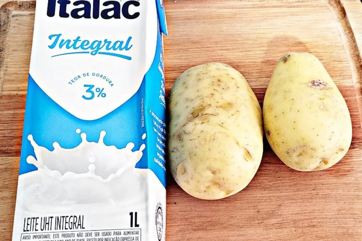 Descobri o segredo dos restaurantes para fazer um purê de batata tão gostoso
