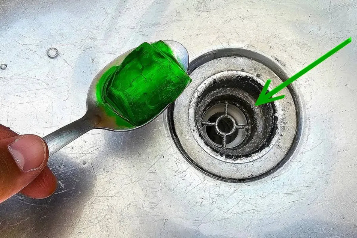 Dica para não entupir ralos: você não vai ter mais problema na sua pia da cozinha