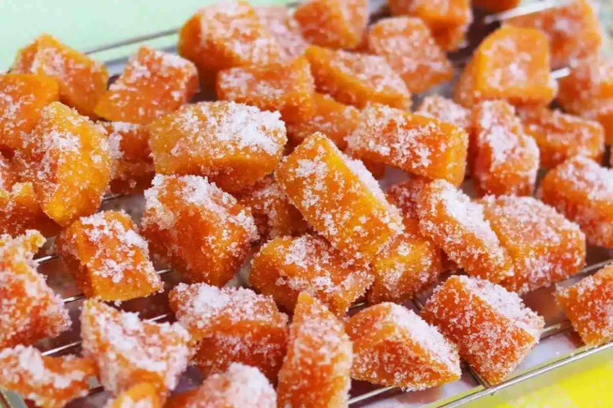 Doce de abóbora cristalizado: durinho por fora, macio por dentro e com sabor de receita da roça