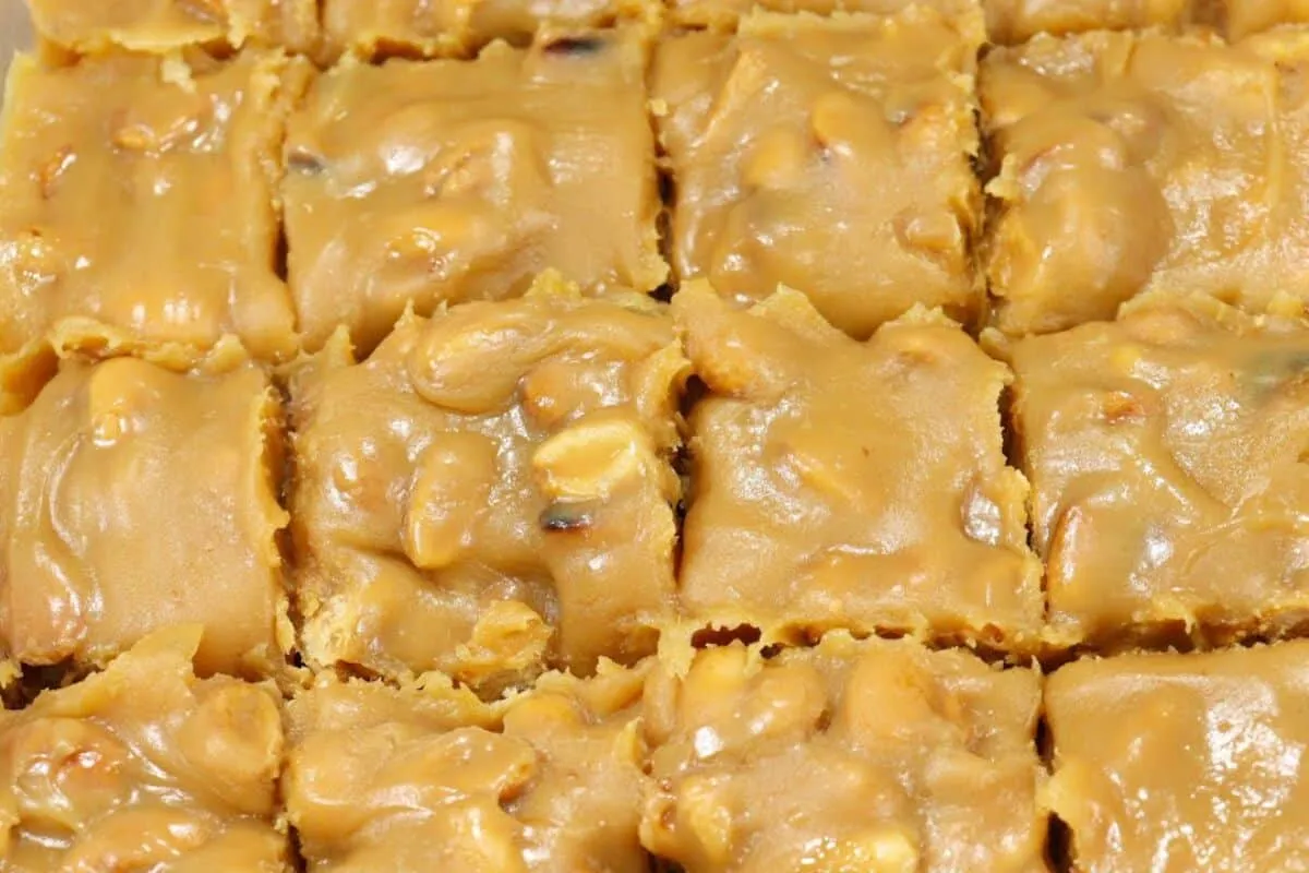 Docinho pé de moça cremoso ótimo para você servir na sua festa junina