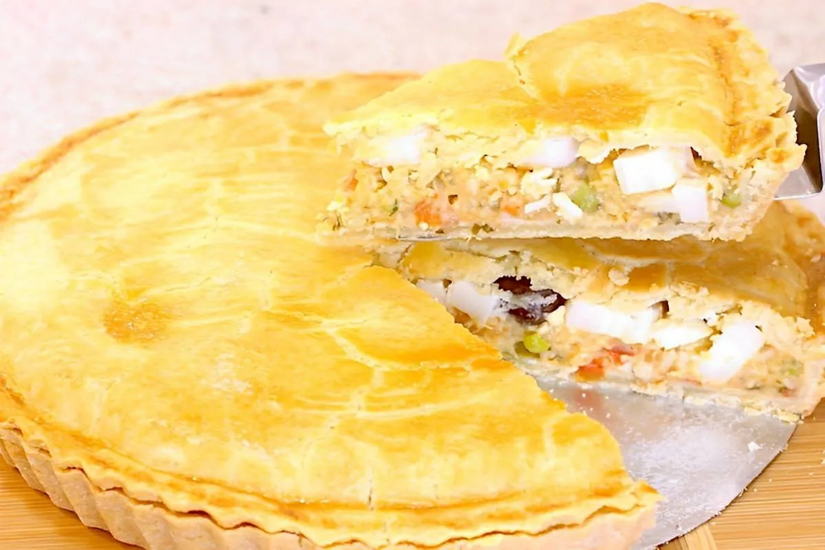Empadão de palmito com massa que derrete na boca e um recheio delicioso