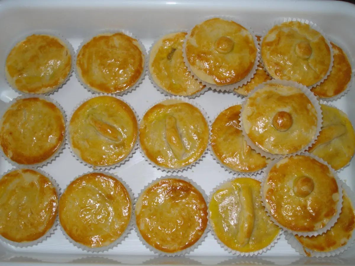 Empadinha de 2 ingredientes fácil que até criança consegue fazer