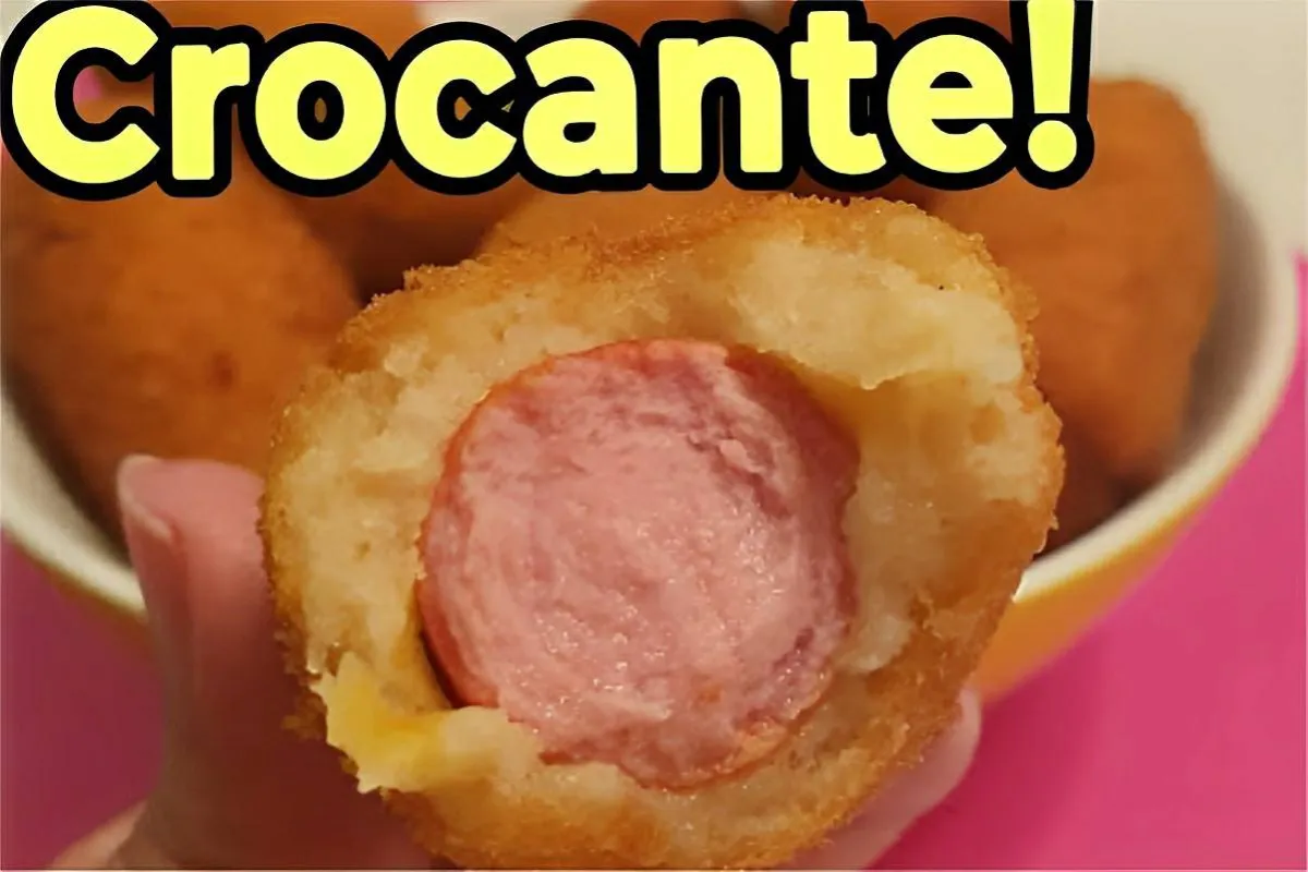 Enroladinho de salsicha frito fácil e delicioso para servir no lanche ou na festinha