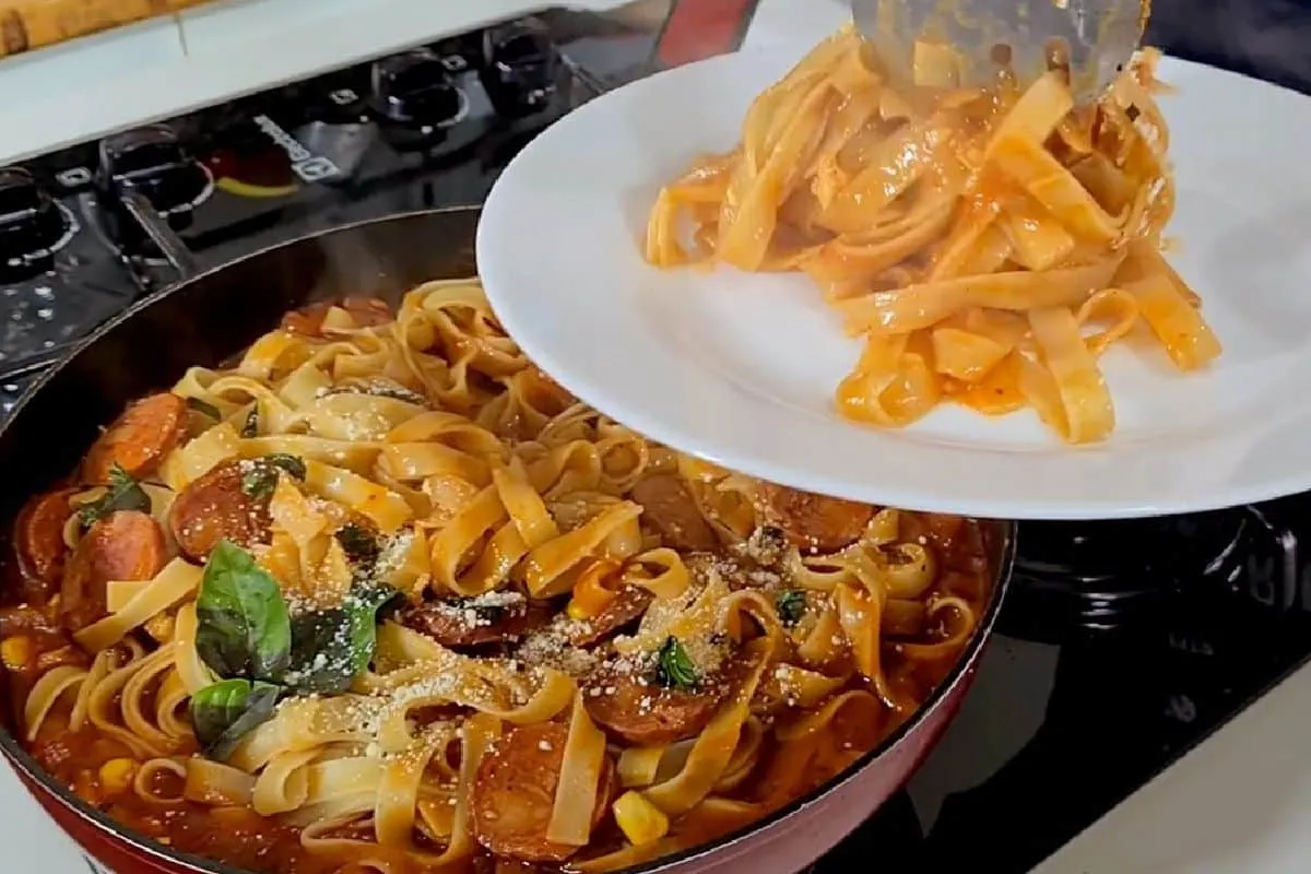 Essa é a receita de macarronada de domingo que você estava procurando para fazer na sua casa