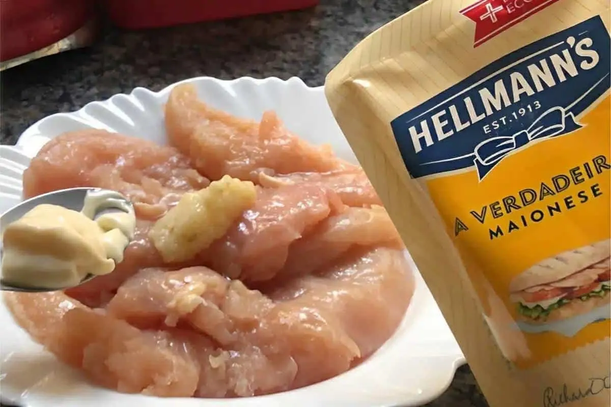 Essa receita de frango na maionese mudou meu jeito de fazer almoço aqui em casa