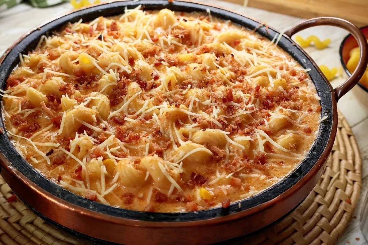 Esse é o melhor macarrão cremoso na panela de pressão que você já fez no almoço