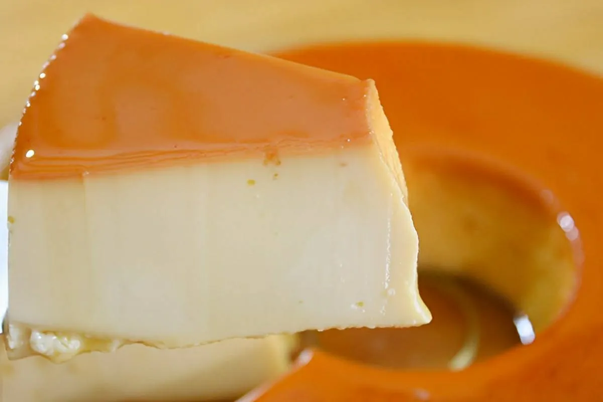 Esse pudim de leite condensado é o mais perfeito que já fiz ele fica uma delícia e é fácil de preparar