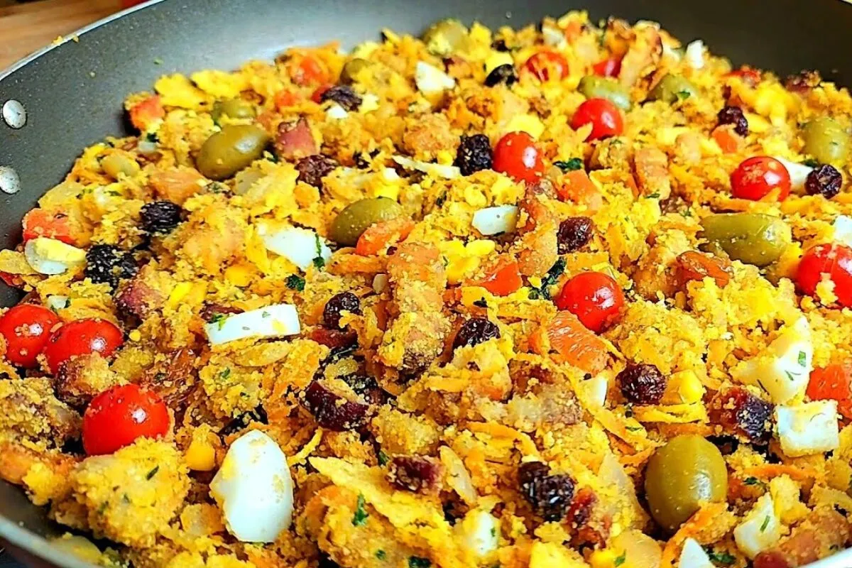 Farofa completa para o Natal: farofa mais completa para o Natal ou para o churrasco, úmida e deliciosa