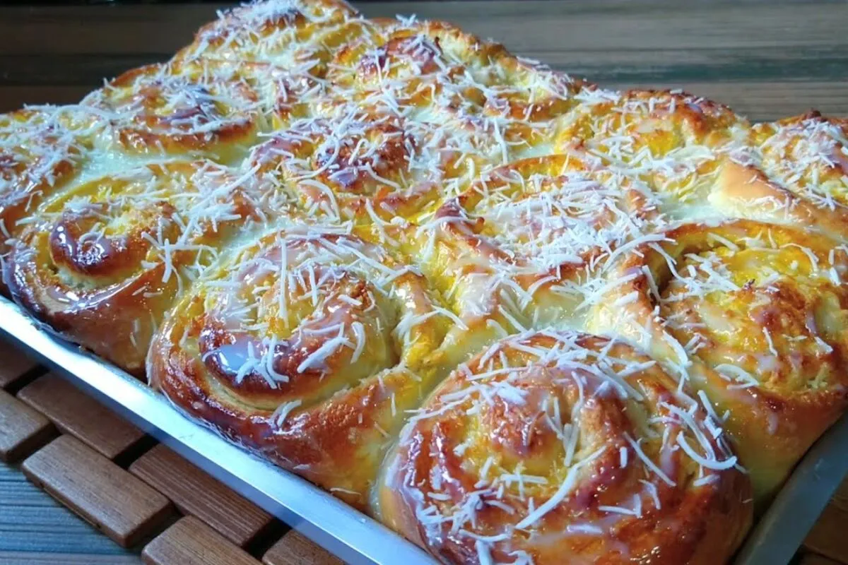 Fatia húngara: aprenda a fazer esse pão doce com calda que fica molhadinho e delicioso