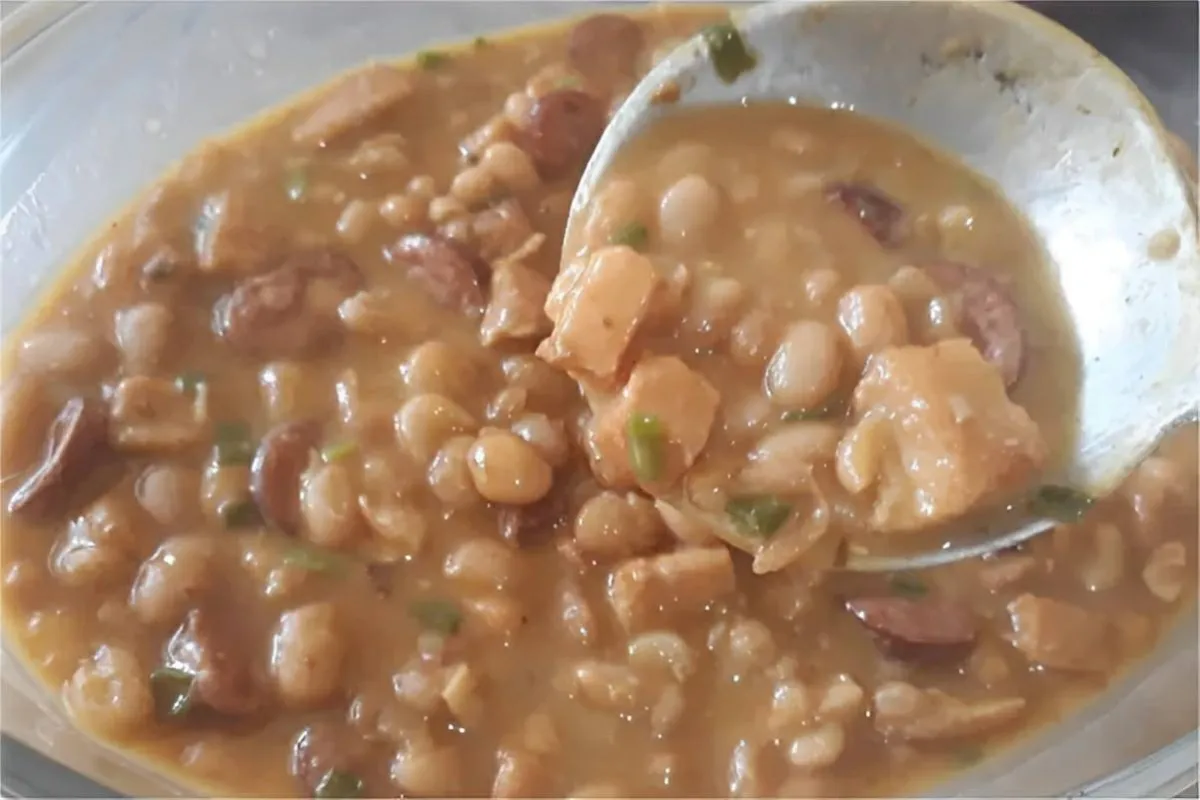 Feijão gordo fácil e delicioso perfeito para o seu almoço ou jantar