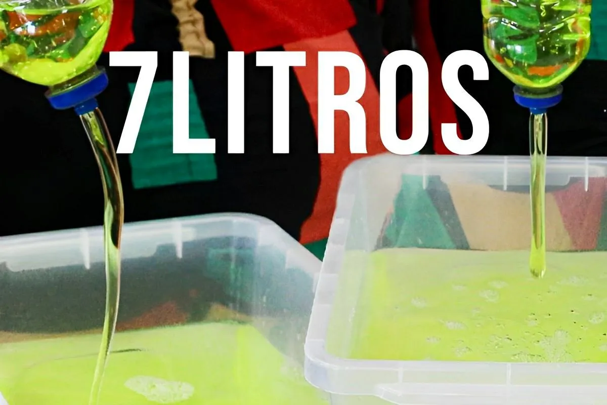 Fiz 7 litros de detergente caseiro usando apenas 1 frasco de detergente industrializado