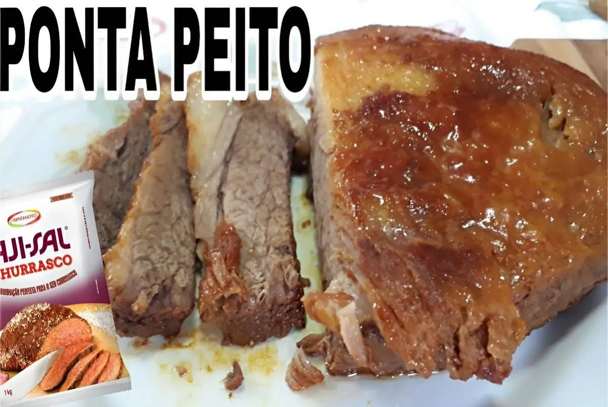 Fiz essa ponta de peito na pressão apenas com sal grosso e ficou muito macia e saborosa