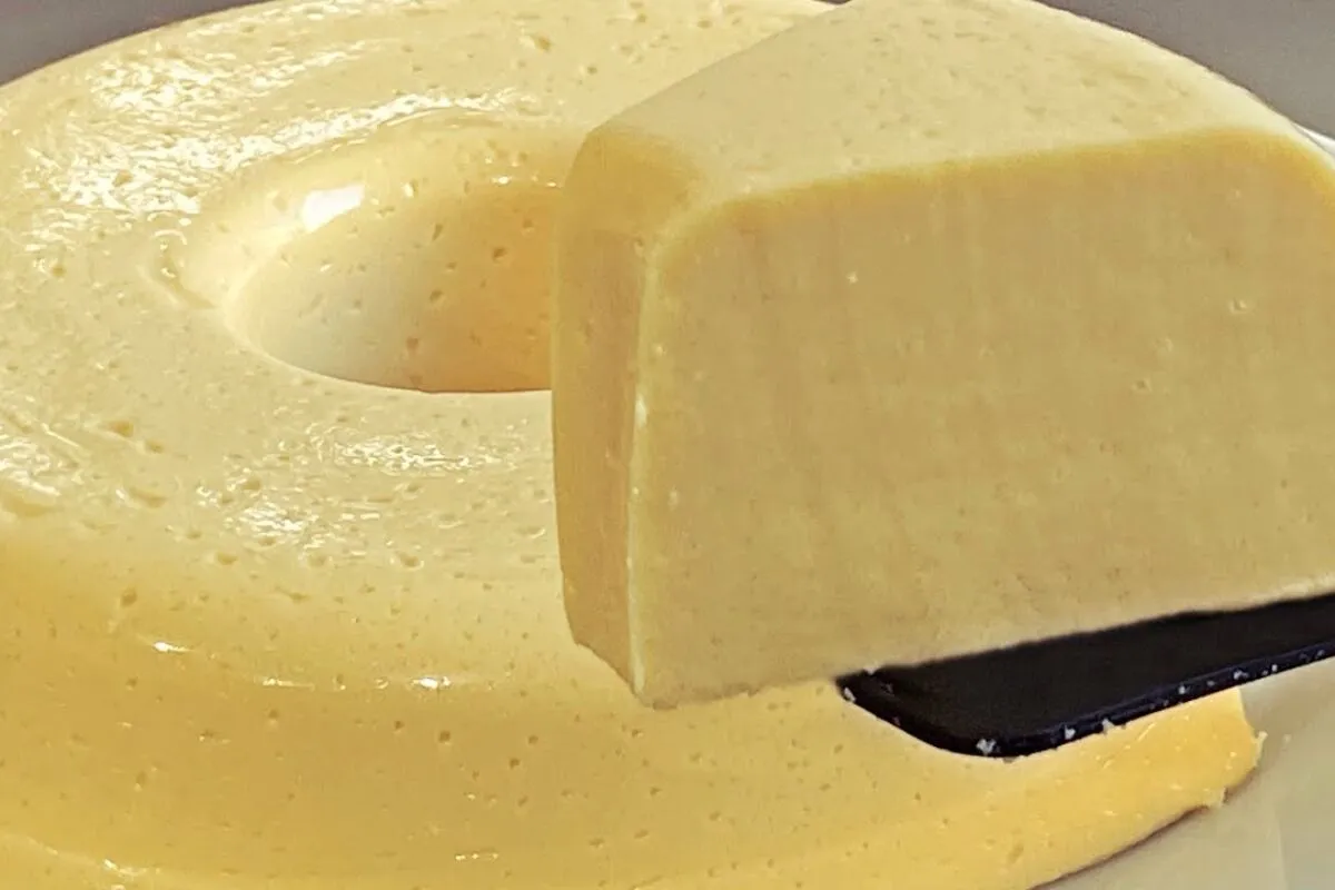 Flan de doce de leite rápido e fácil que não vai ao fogo para você preparar hoje mesmo essa delícia