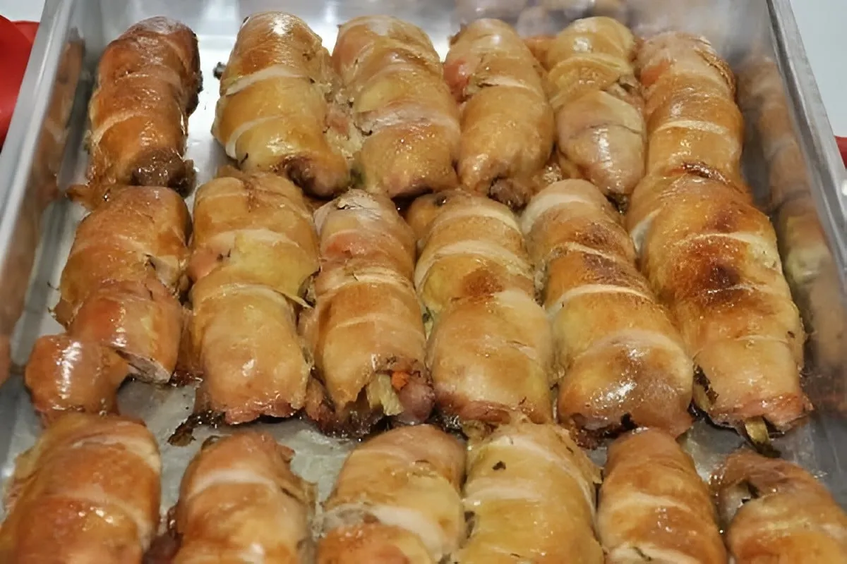 Frango à rolê recheado um acompanhamento diferente e delicioso para o seu almoço