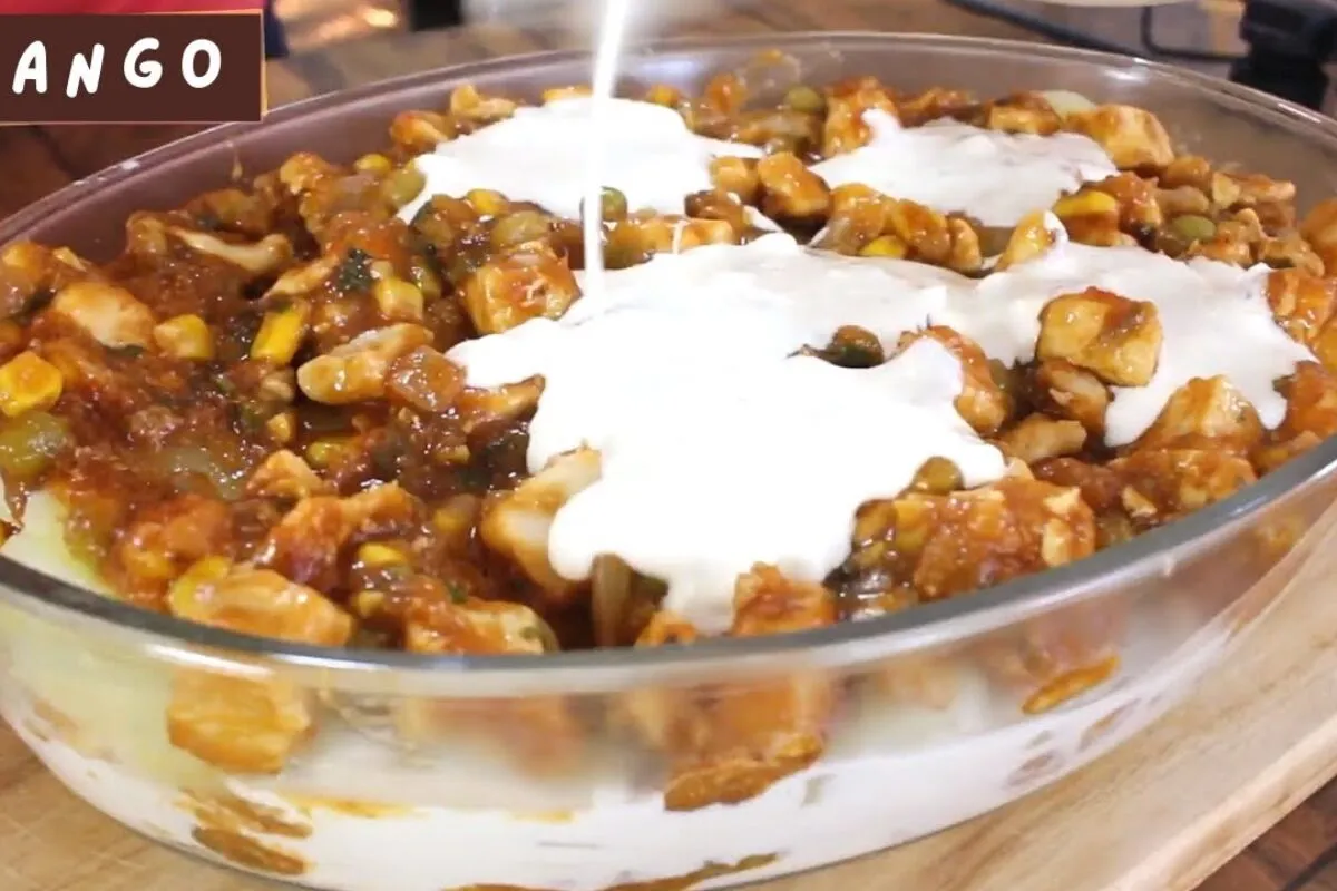 Frango com batata no forno como esse vai ser novidade total no seu almoço de hoje