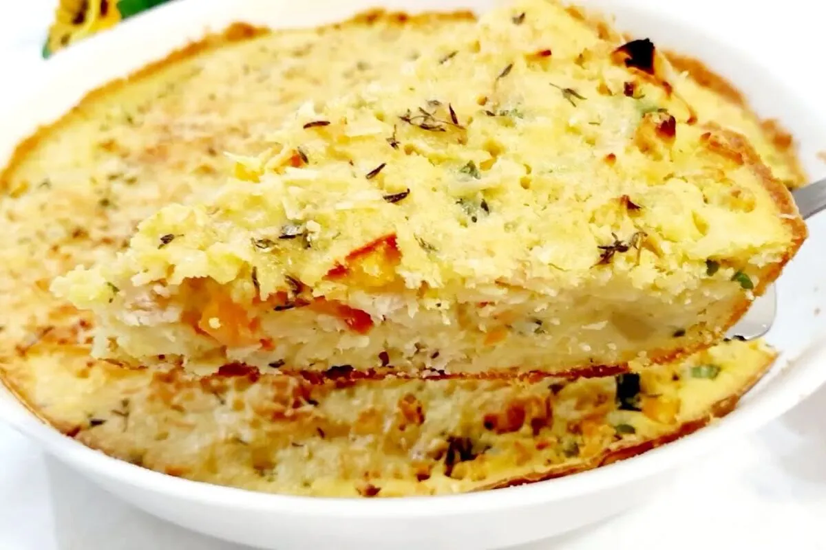 Frango com batata, uma refeição completa e saudável em forma de torta que vai facilitar seu dia a dia