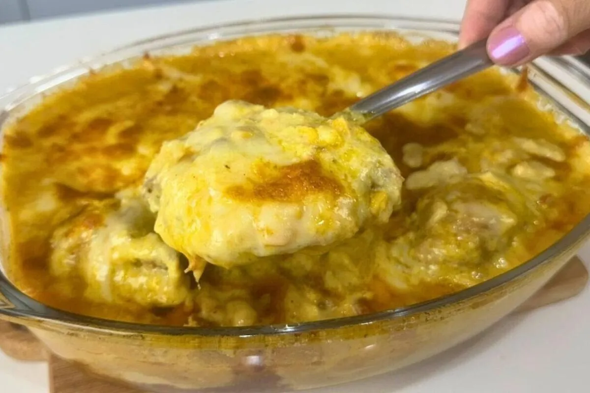 Frango com creme de milho: aprenda a fazer o melhor frango cremoso da vida com esta receita fácil e deliciosa
