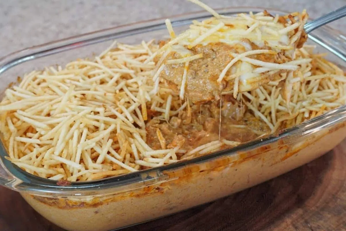 Fricassê de frango fácil e cremoso perfeito para você fazer no seu jantar