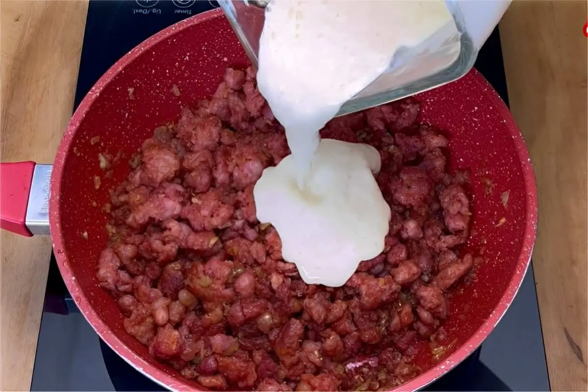Fricassê de linguiça: uma receita diferente e deliciosa para variar o cardápio da sua família