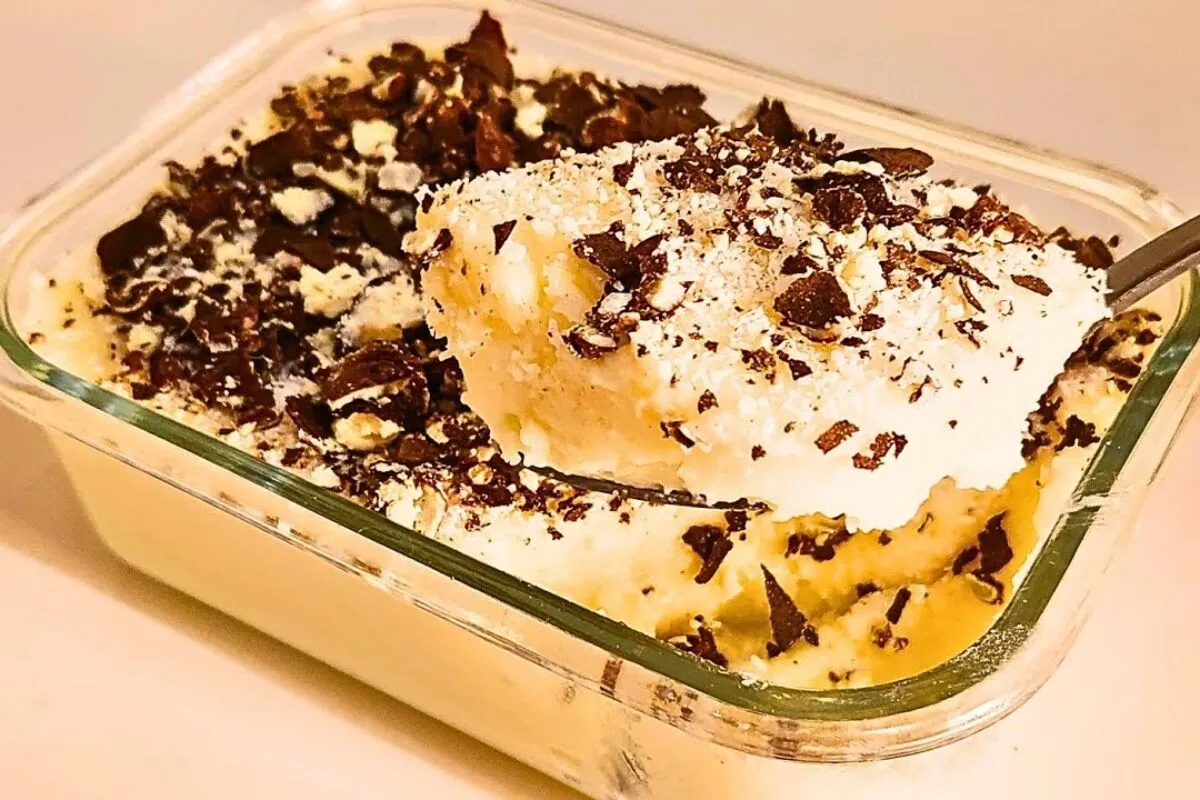 Gelado cremoso de coco super fácil de fazer, para você servir bem geladinho e conquistar a todos