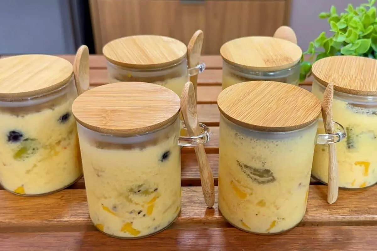 Gelado de maracujá super refrescante que leva poucos ingredientes e é muito fácil de fazer
