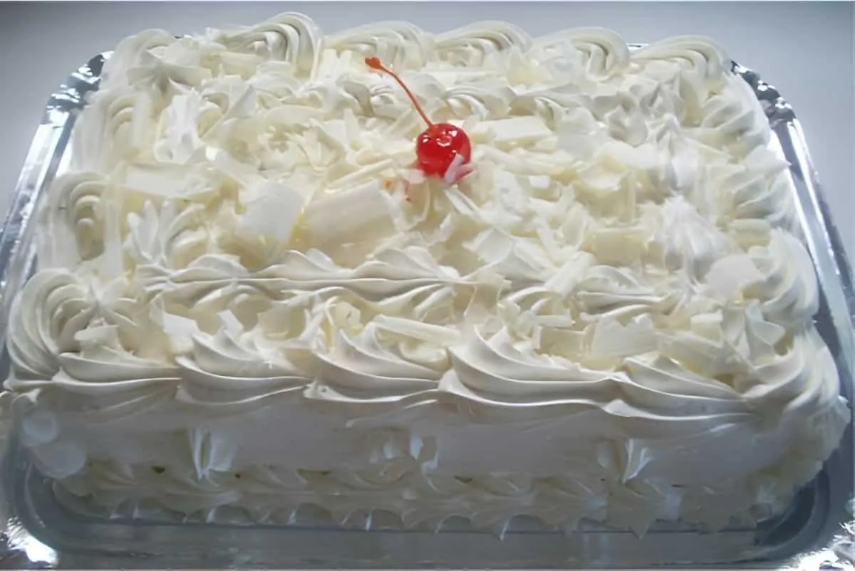 Glacê de leite condensado receita deliciosa que vai deixar seus bolos ainda mais gostosos