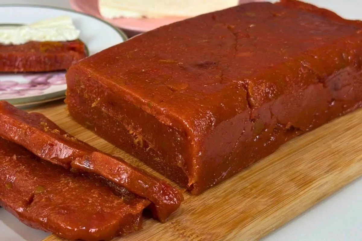 Goiabada cascão caseira: aprenda a fazer essa delícia com apenas 3 ingredientes e sem segredos