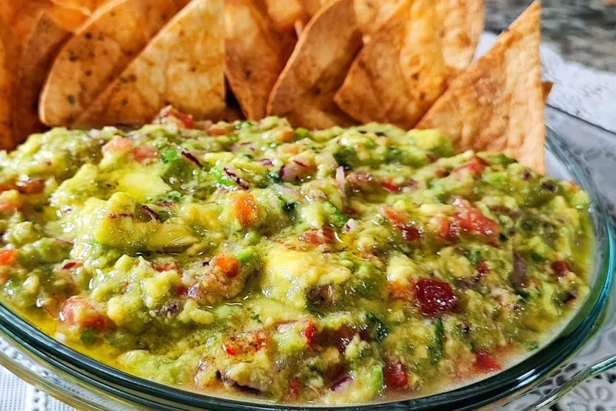 Guacamole cremoso e temperado do jeito certo que conquista até quem nunca comeu
