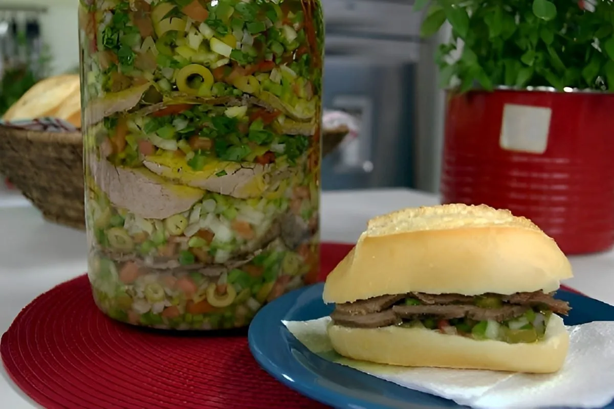 Lagarto em conserva com vinagrete perfeito para lanches ou petisco