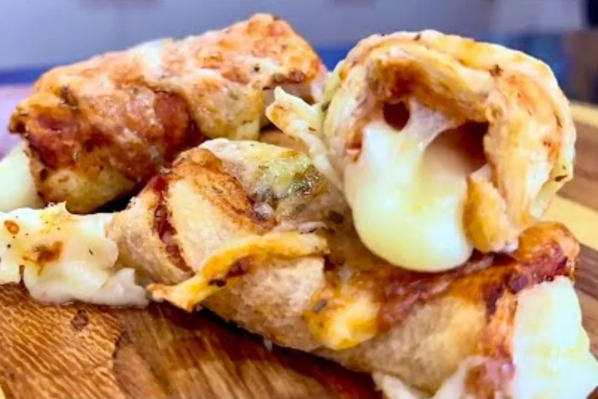 Lanche fácil e rápido que fica pronto em 5 minutos e você faz sem precisar usar o forno