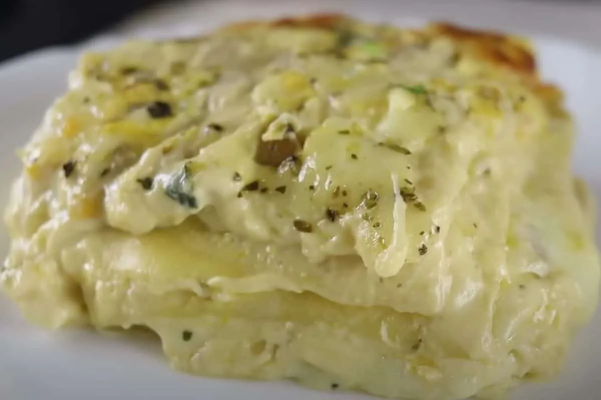Lasanha de frango com creme de milho super cremosa que sempre dá certo aqui em casa