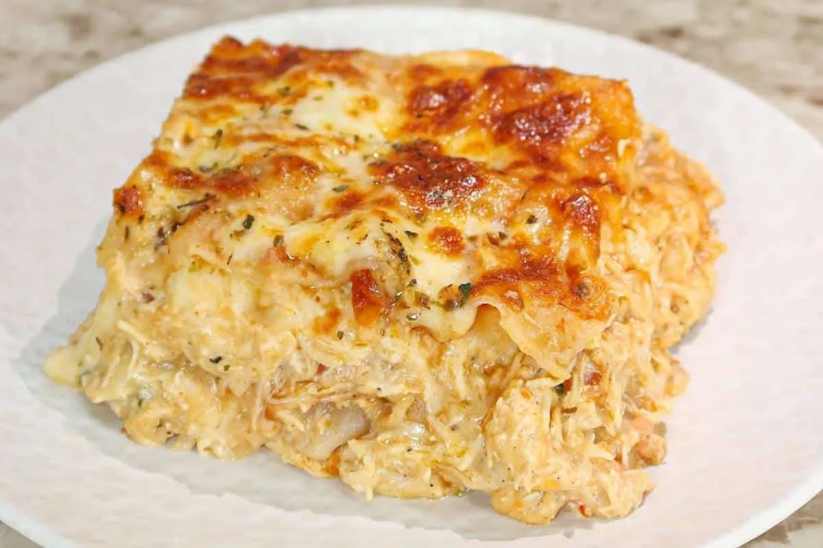 Lasanha de frango cremosa para fazer um almoços simples virar uma ocasião especial